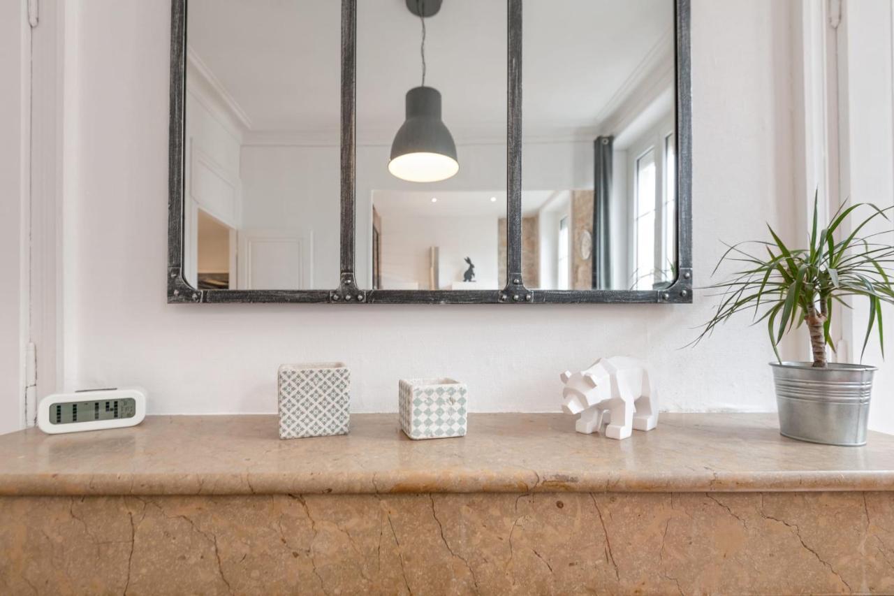 Guestready - Bright And Cosy Loft Near Part Dieu Metro Lyon Bagian luar foto